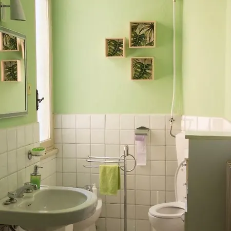 דירה Centralissimo Trilocale Ampio Terrazzo, Casa Gasco אלסיו