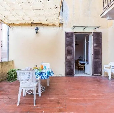 Centralissimo Trilocale Ampio Terrazzo, Casa Gasco