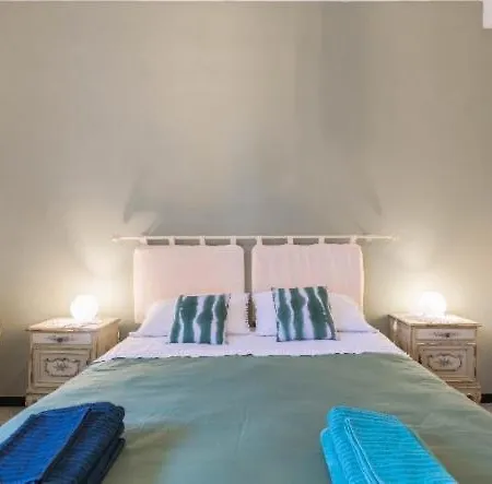 Centralissimo Trilocale Ampio Terrazzo, Casa Gasco דירה אלסיו