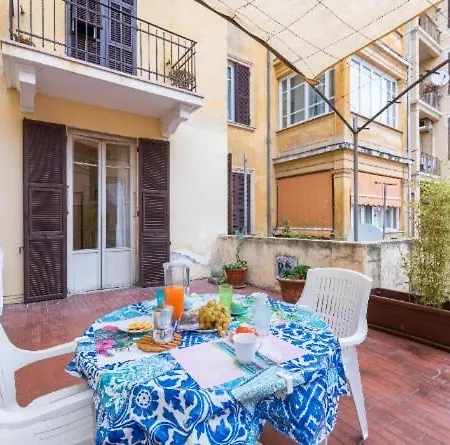Centralissimo Trilocale Ampio Terrazzo, Casa Gasco * אלסיו