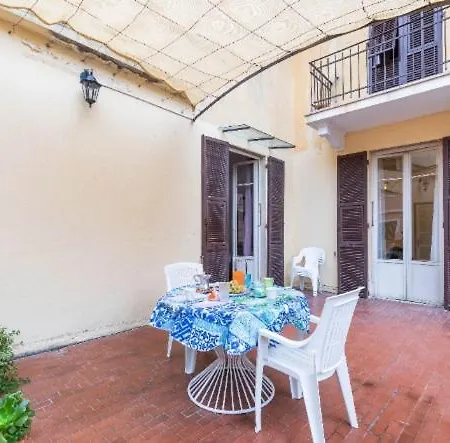 דירה Centralissimo Trilocale Ampio Terrazzo, Casa Gasco אלסיו