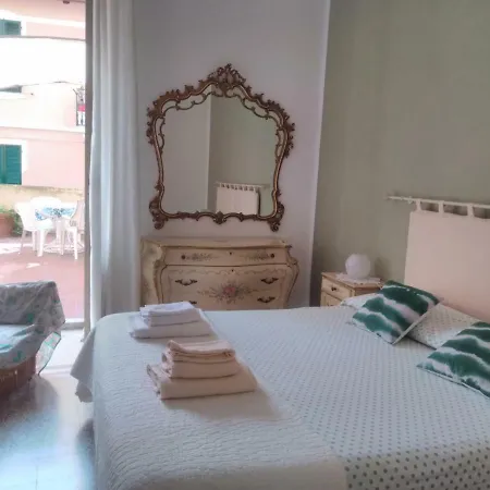 Centralissimo Trilocale Ampio Terrazzo, Casa Gasco * Alassio