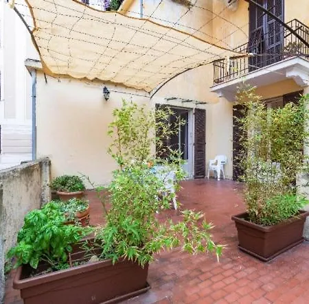 Centralissimo Trilocale Ampio Terrazzo, Casa Gasco * Alassio