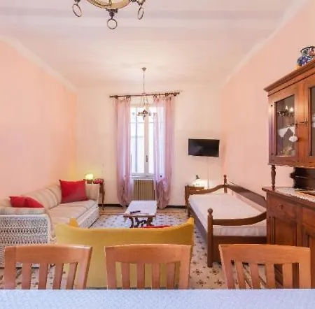 Centralissimo Trilocale Ampio Terrazzo, Casa Gasco Appartement